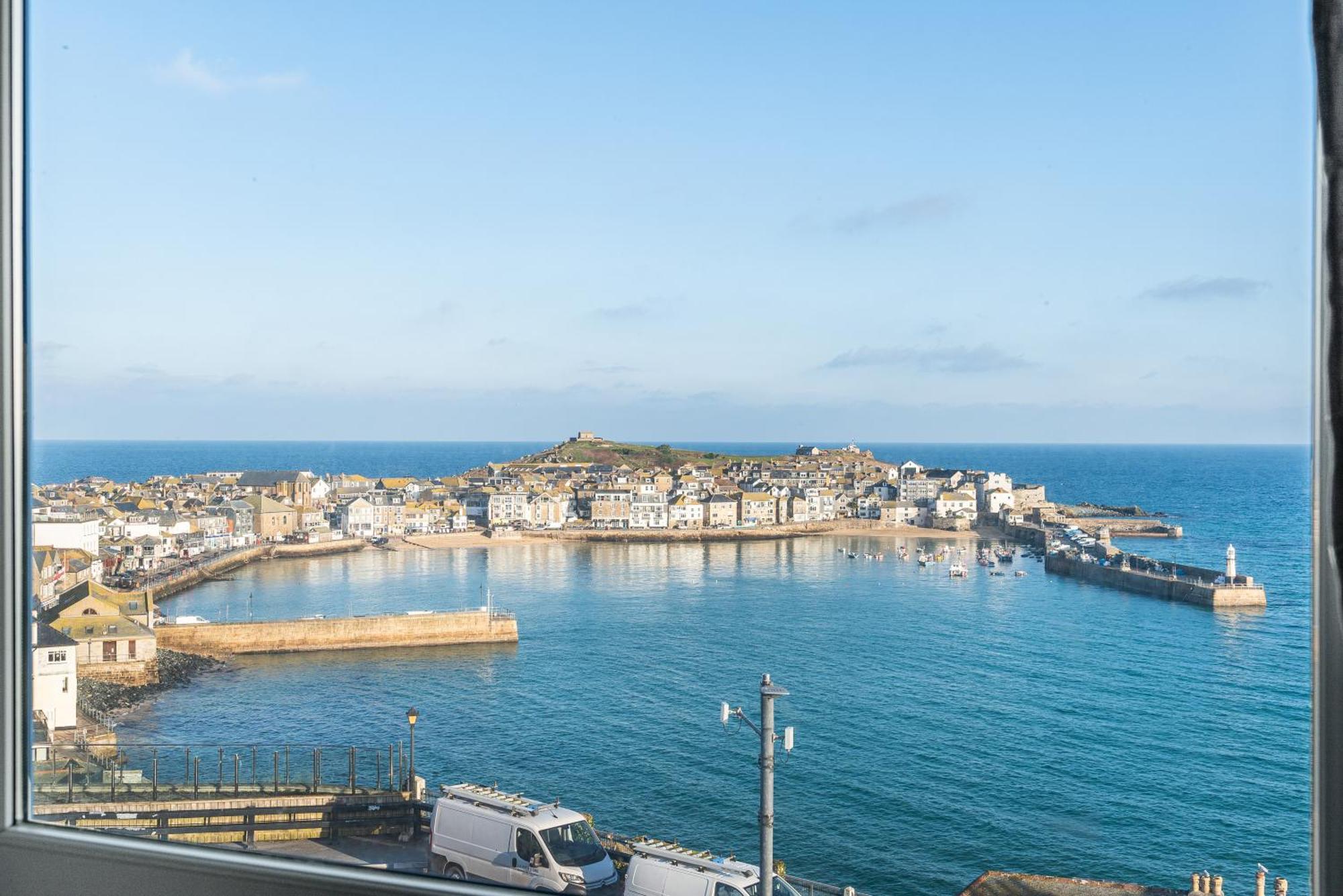 Golden Hind Bed & Breakfast St Ives  Exterior photo